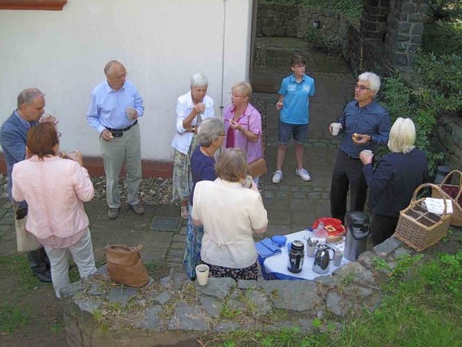 image 07-kirchenkaffee__07-08-2016-jpg